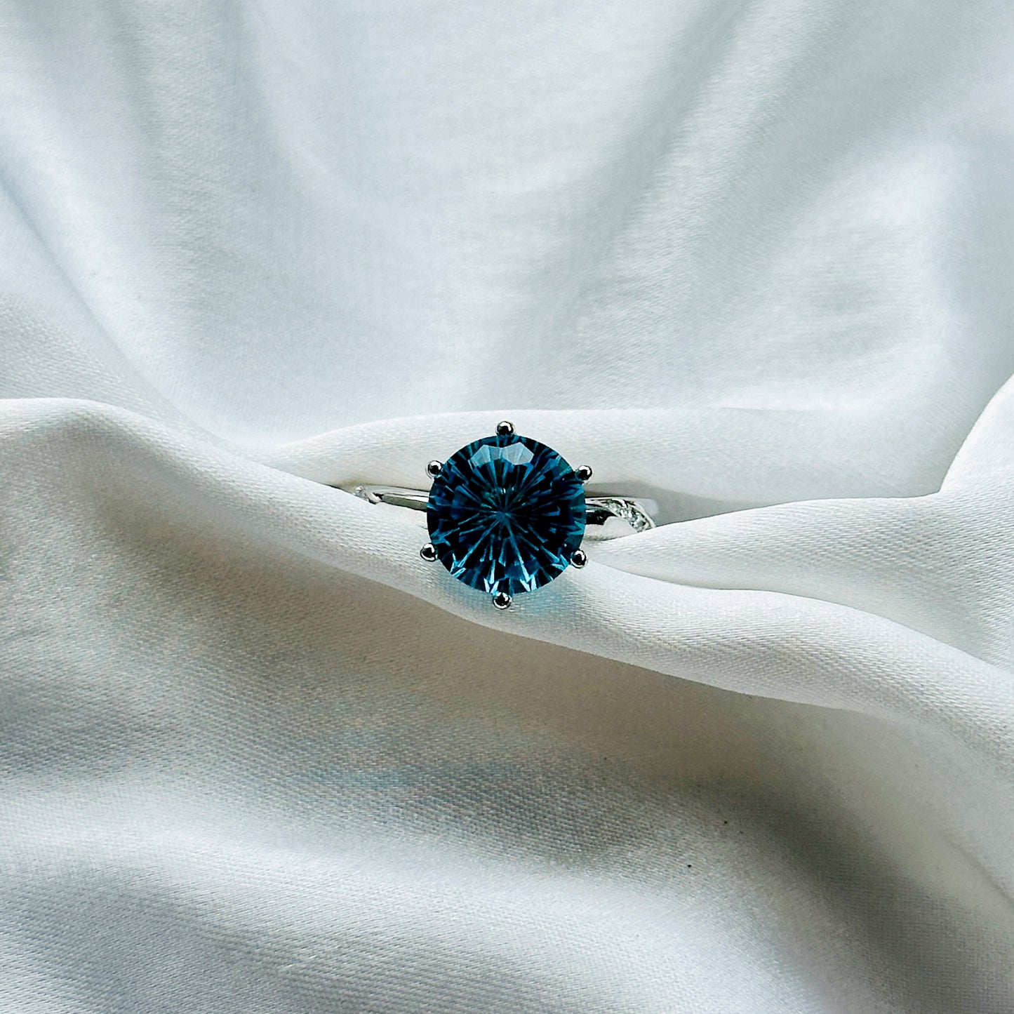 Aqua Blue Sapphire Cubic Zirconia Ice Cut American Diamond Silver Plated Adjustable Ring