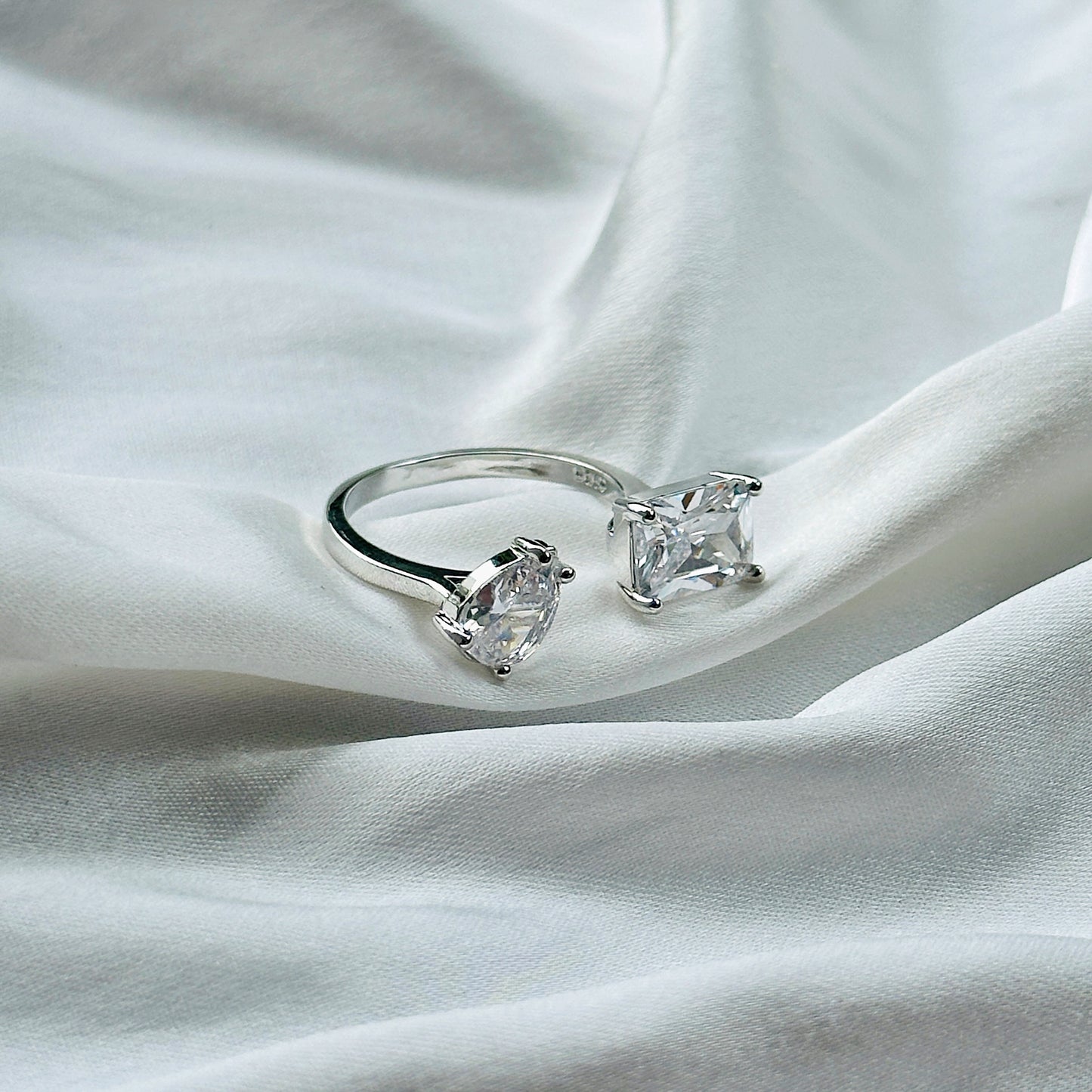 Ariva Collection American Diamond Ice Cut American Diamond Silver Plated Adjustable Ring