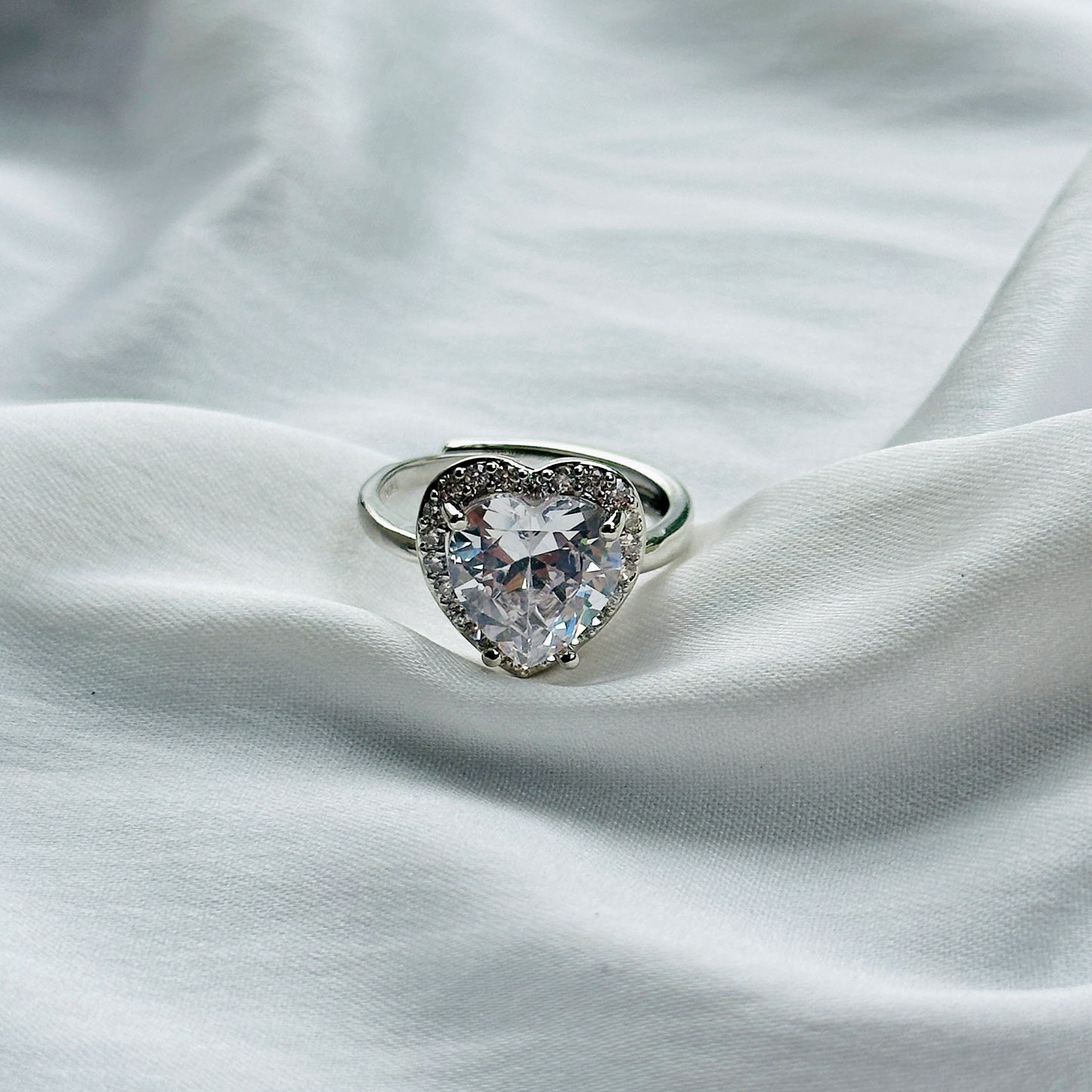 White Crystal American Diamond Ice Cut Stone American Diamond Silver Plated Adjustable Ring