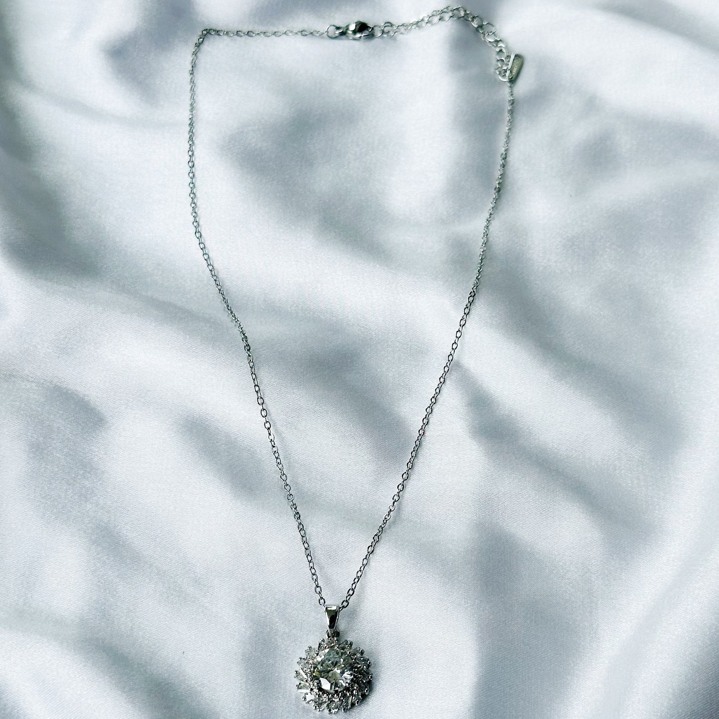 Solitaire Cubic Zircon Stone American Diamond Silver Plated Stainless Steel Necklace