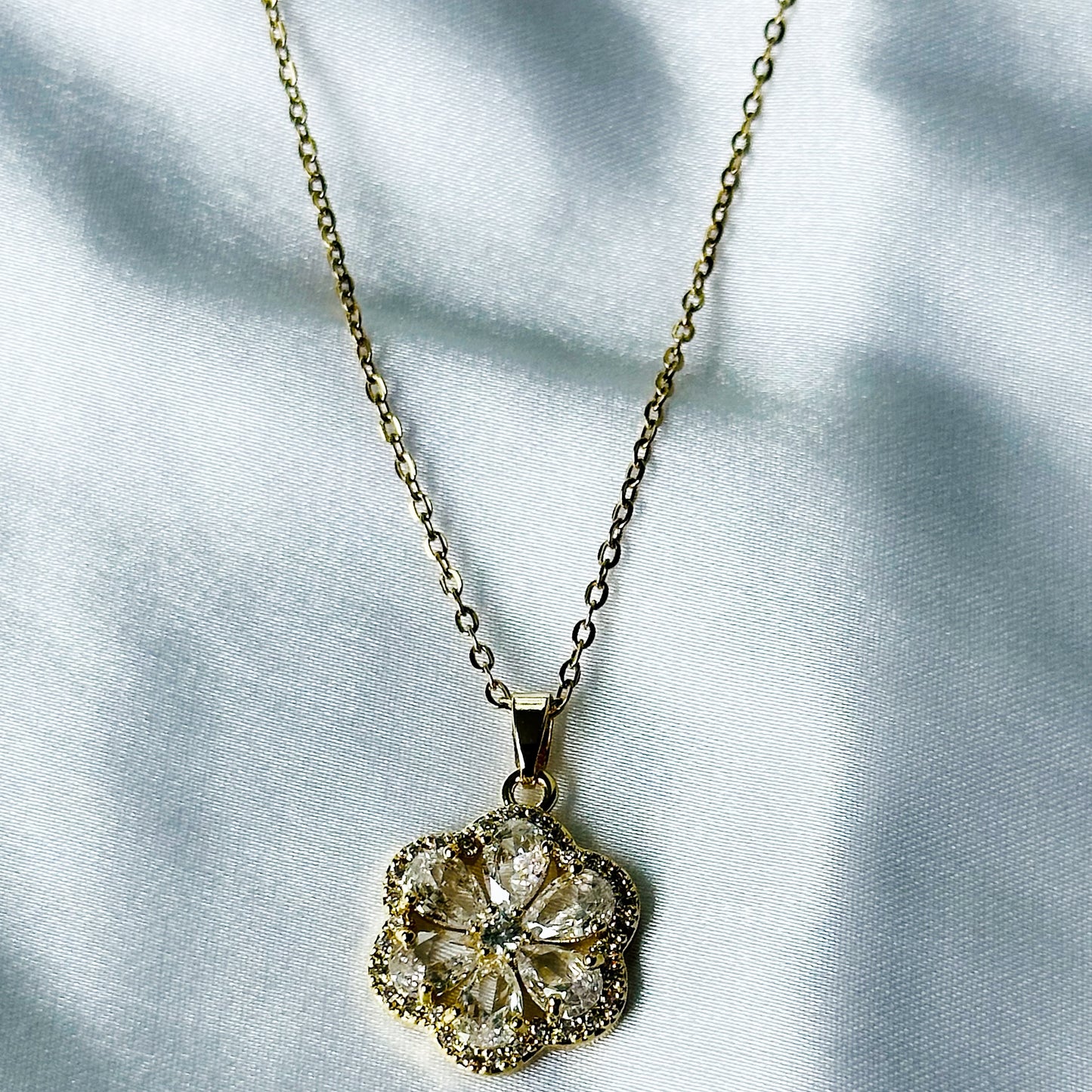 Flower Design American Diamond Gold Plated Anti-Tarnish Necklace