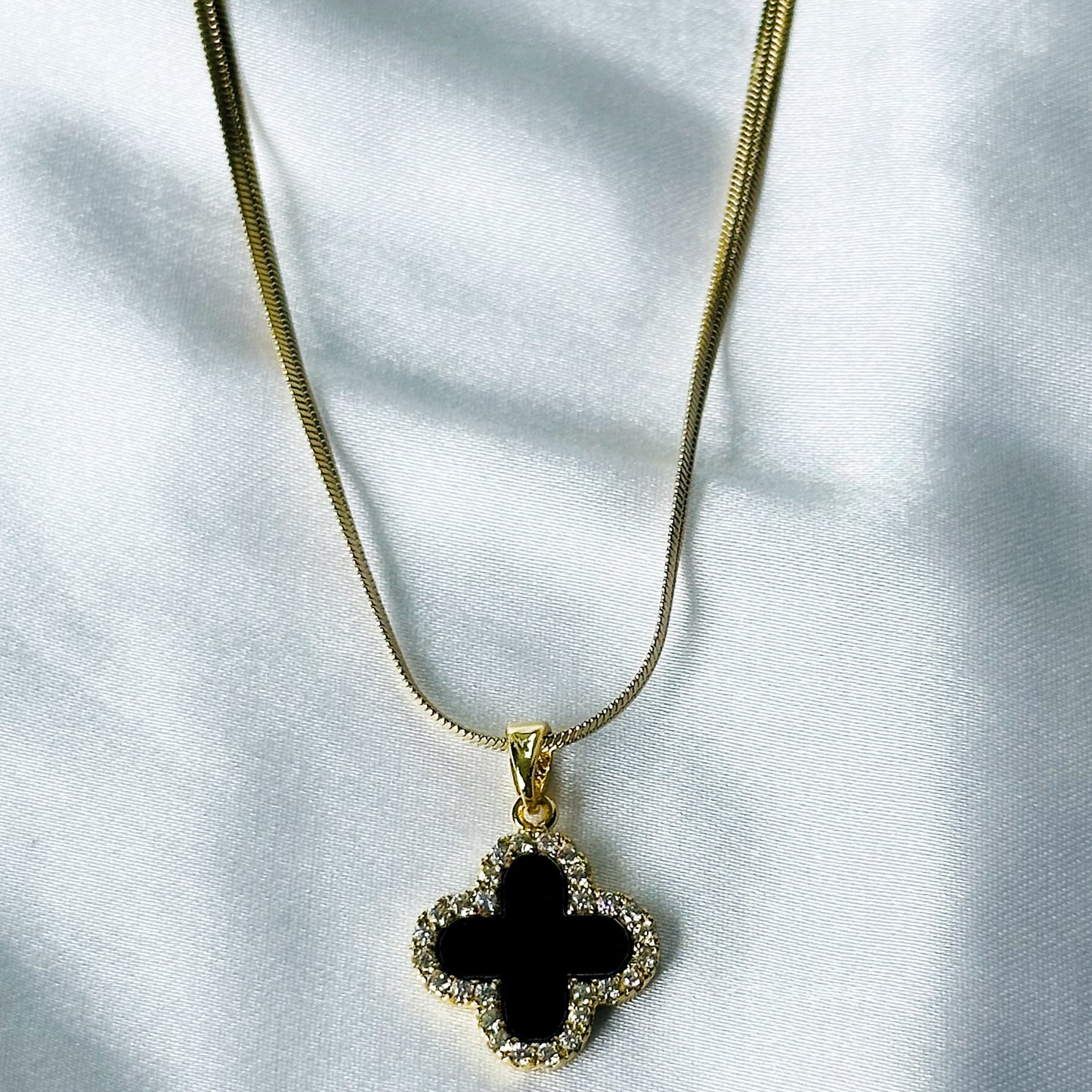Black Flower Design American Diamond Gold Plated Anti-Tarnish Necklace