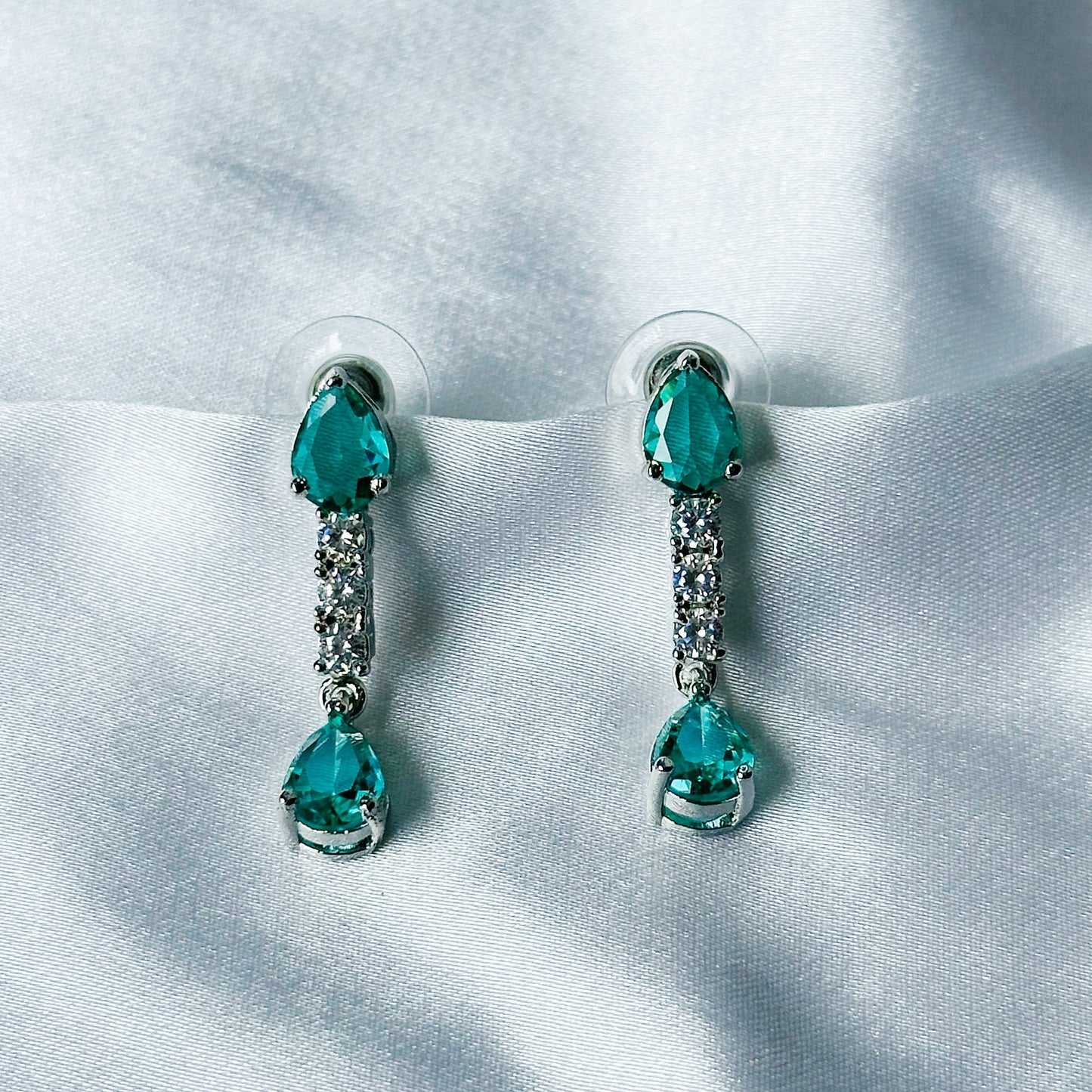 Sea Green Topaz Cubic Zircon Stones American Diamond Silver Plated Necklace Set