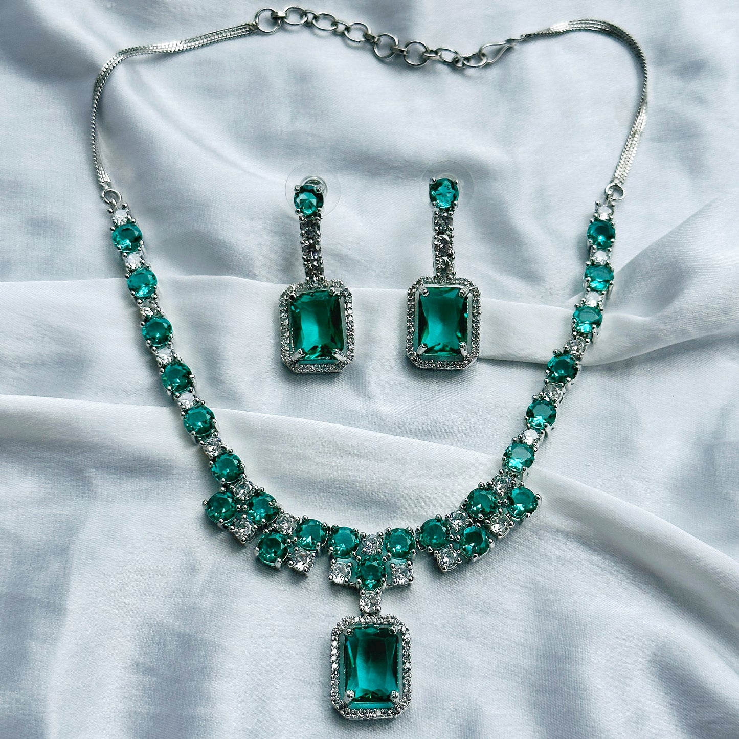 Sea Green Topaz Cubic Zircon American Diamond Silver Plated Necklace Set