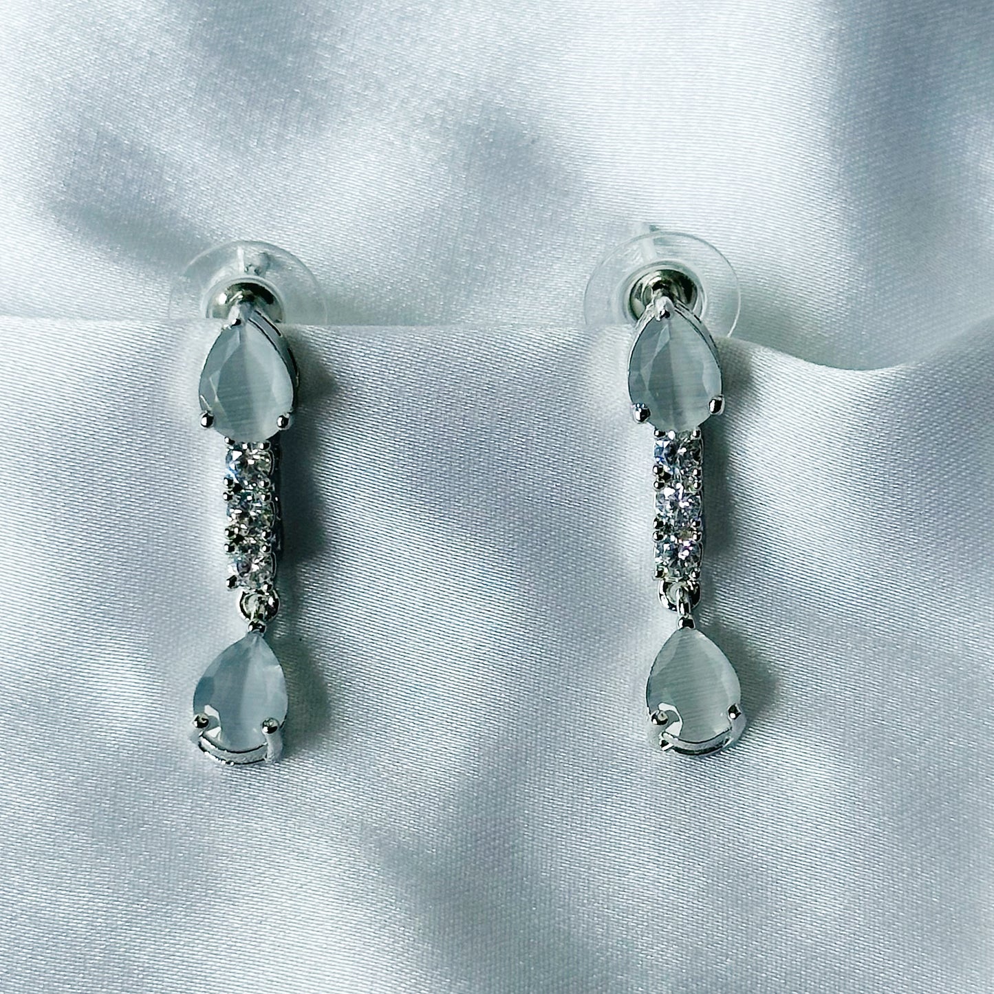 Grey Zircon Stones American Diamond Silver Plated Necklace Set