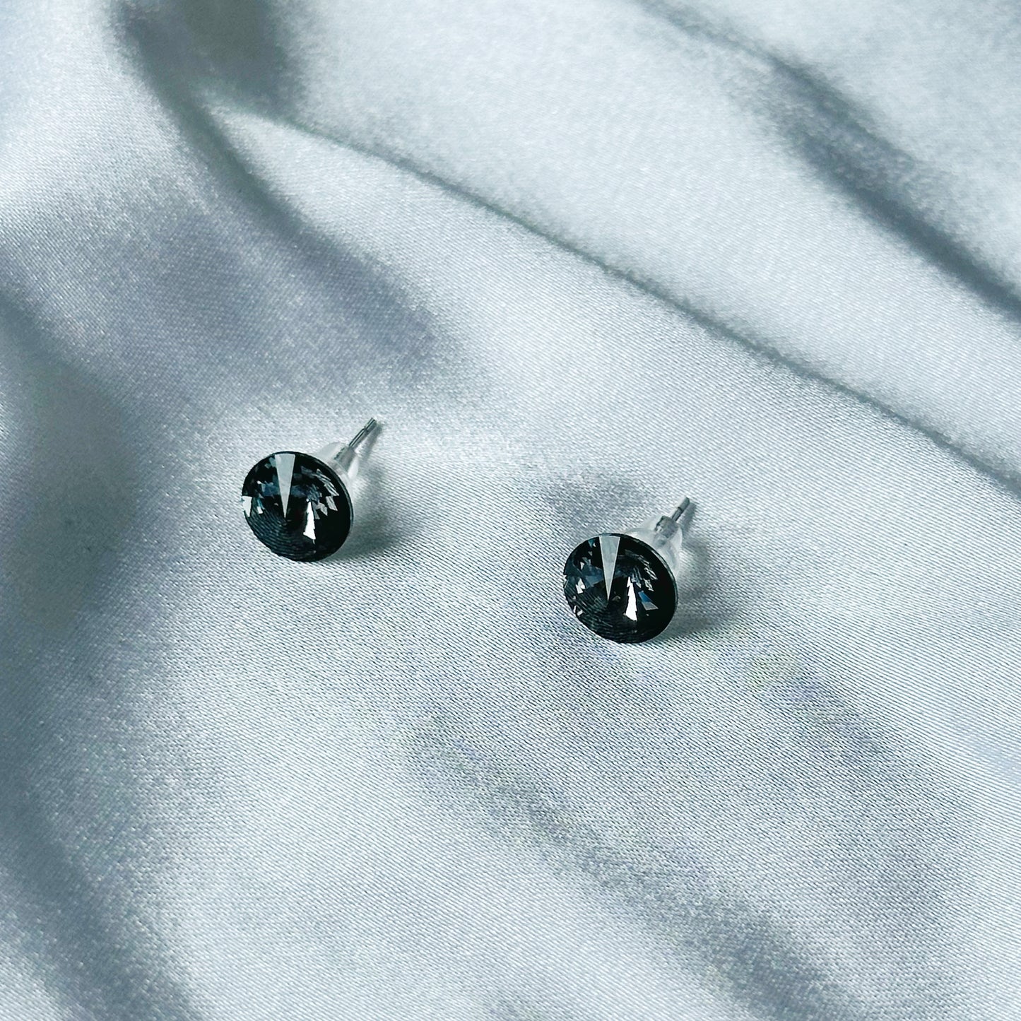 Comet Argent Dark Black Swarovski Crystal Silver Plated Stud Earrings