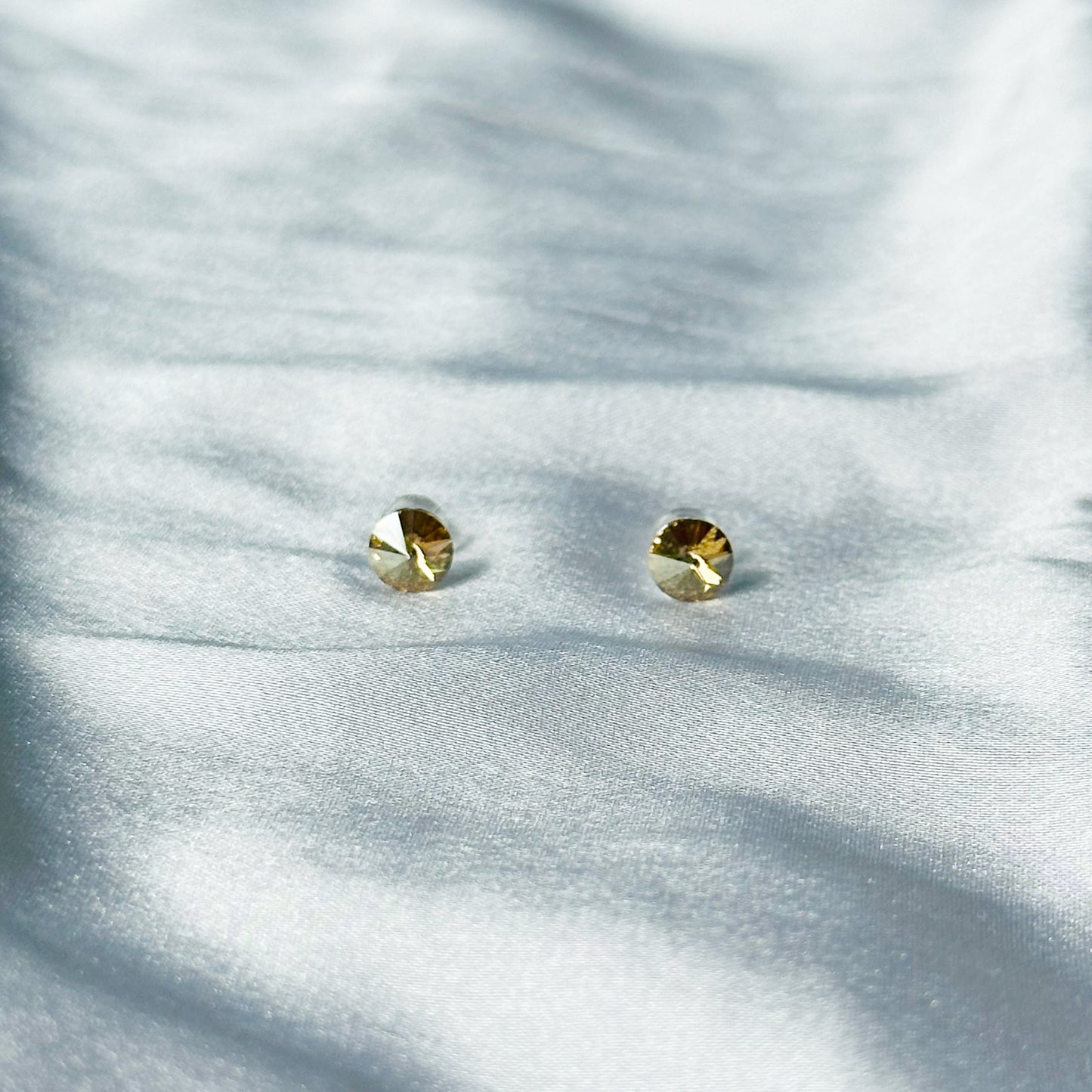 Lt Colorado Topaz Swarovski Crystal Silver Plated Stud Earrings