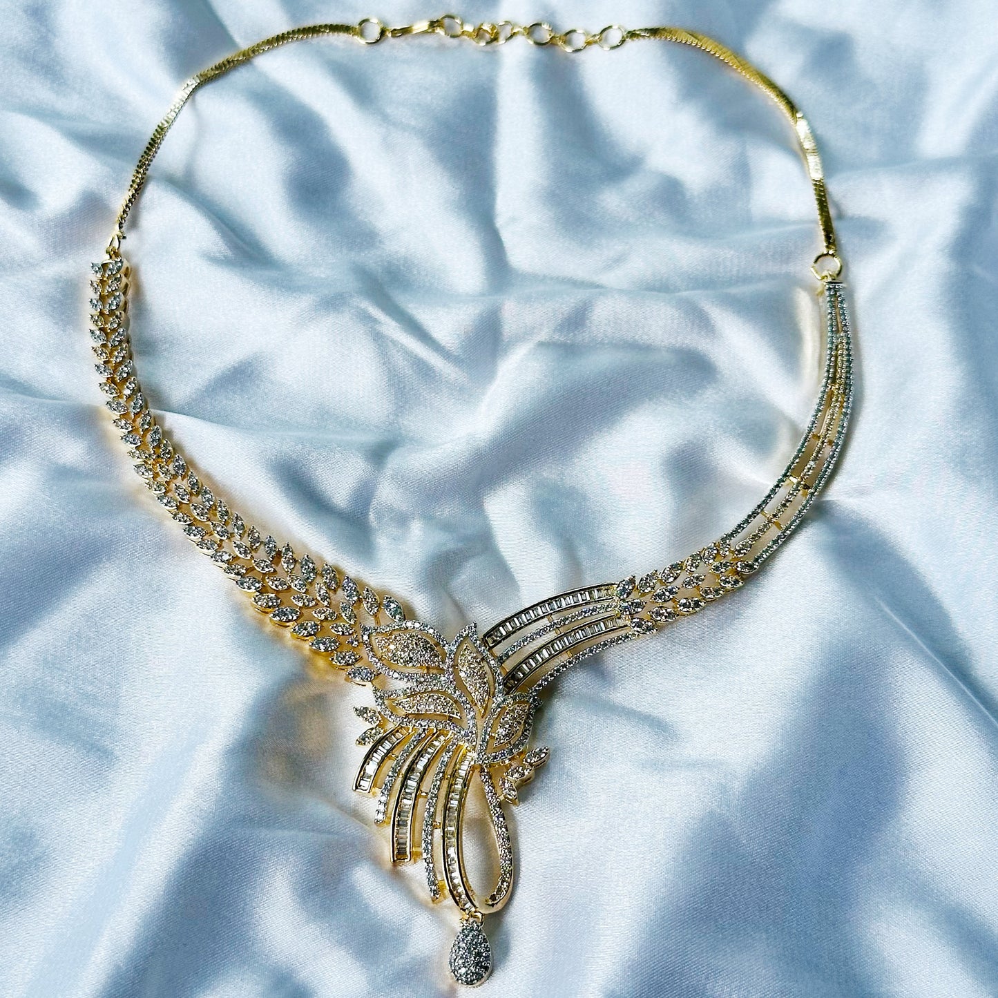 Solitaire Cubic Zircon American Diamond Gold/Silver Plated Necklace Set