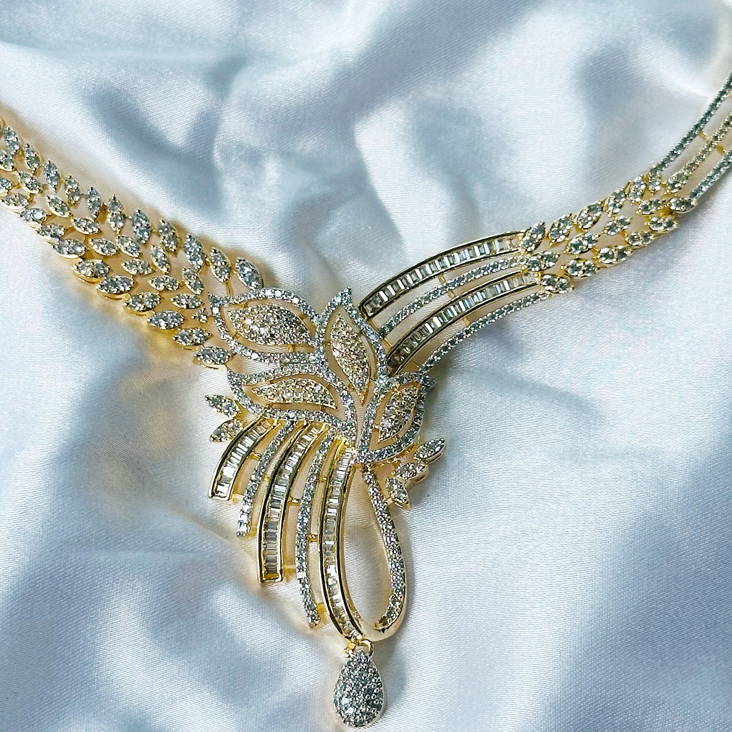 Solitaire Cubic Zirconia American Diamond Gold/Silver Plated Necklace Set