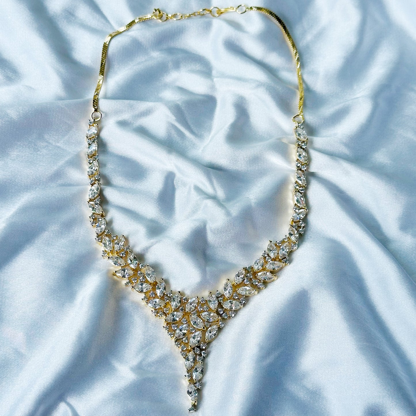 Solitaire Cubic Zircon American Diamond Gold/Silver Plated Necklace Set