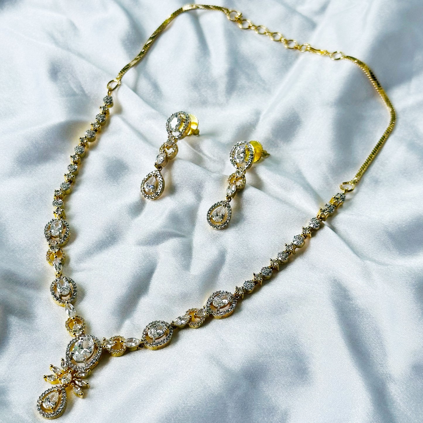 Solitaire Cubic Zircon American Diamond Gold/Silver Plated Necklace Set