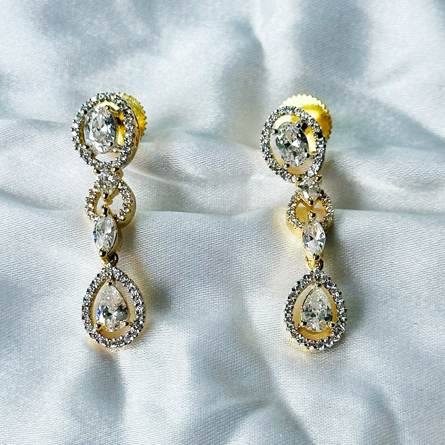 Solitaire Cubic Zircon American Diamond Gold/Silver Plated Necklace Set