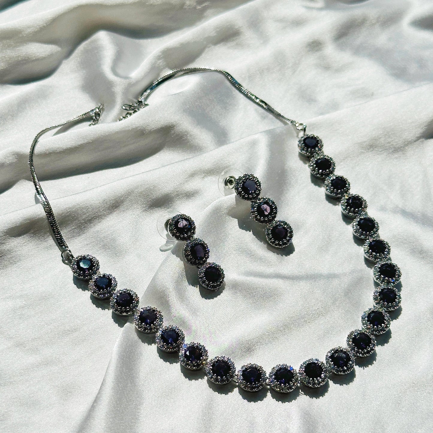 Deep Purple Amethyst Cubic Zircon Stone American Diamond Silver Plated Necklace Set