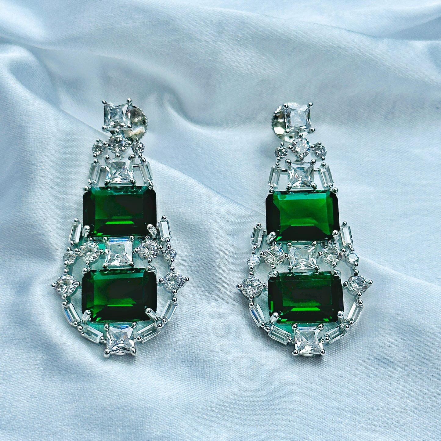 Green Emerald Cubic Zircon American Diamond Silver Plated Necklace Set