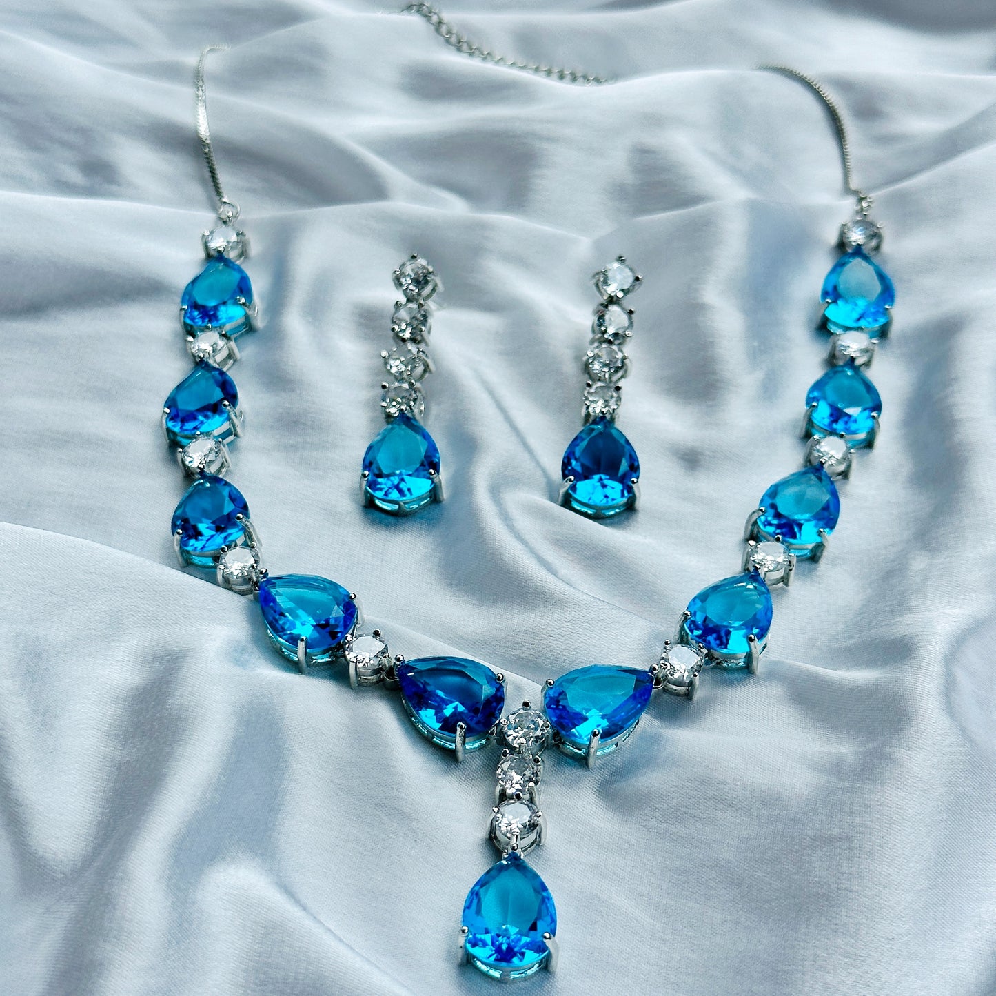 Aqua Blue Sapphire Cubic Zircon American Diamond Silver Plated Necklace Set