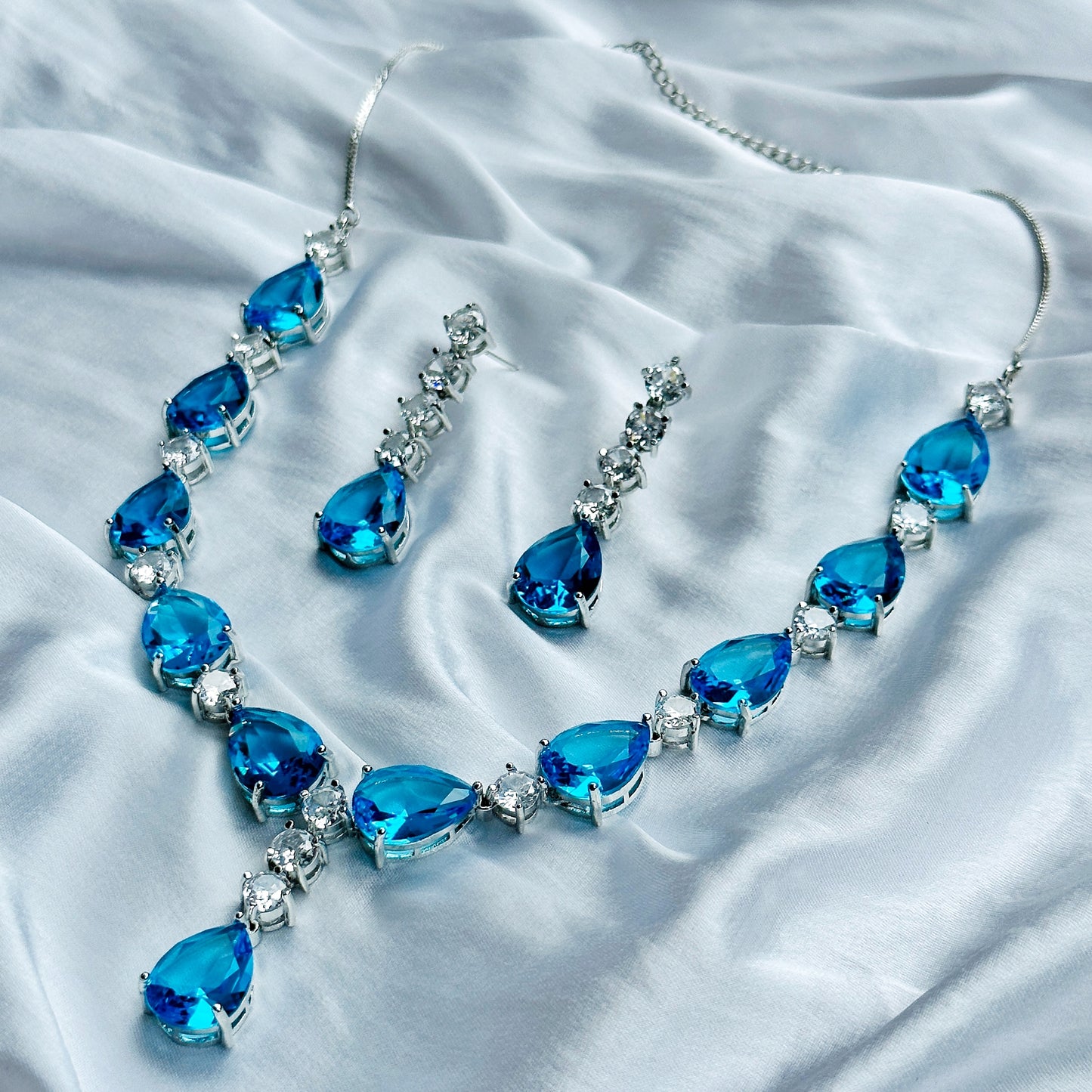 Aqua Blue Sapphire Cubic Zircon American Diamond Silver Plated Necklace Set