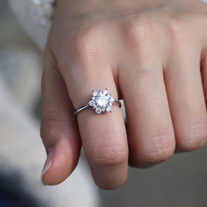 Solitaire Cubic Zircon Crushed Ice Cut Stone American Diamond Silver Plated Adjustable Ring