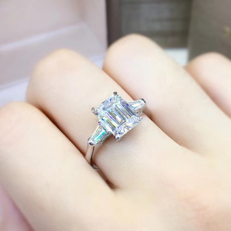 American Diamond Ice Cut Stone American Diamond Silver Plated Adjustable Ring