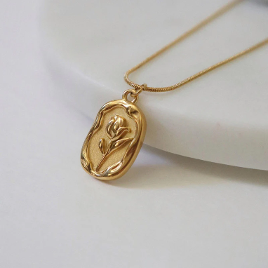 Floral Design Anti-Tarnish Stainless Steel Gold Plated Necklace