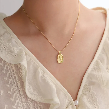 Floral Design Anti-Tarnish Stainless Steel Gold Plated Necklace