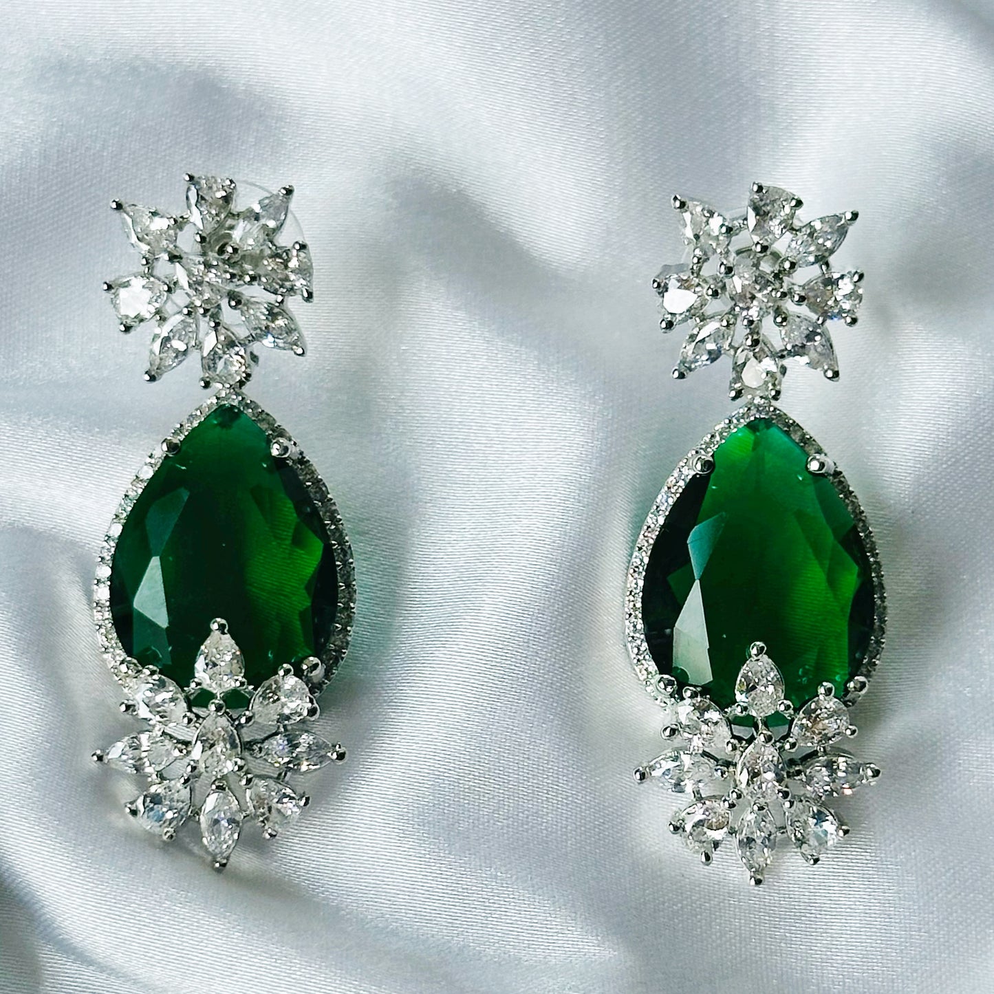 Green Emerald Cubic Zircon Stone American Diamond Silver Plated Necklace Set