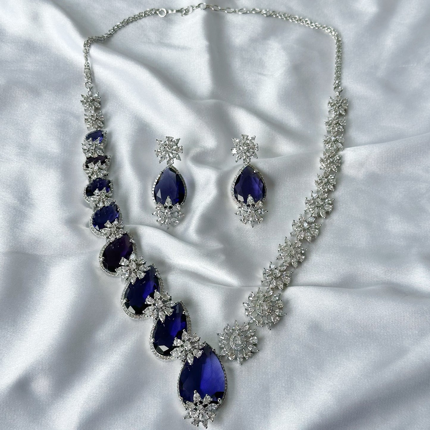 Deep Purple Amethyst Cubic Zircon Stone American Diamond Silver Plated Necklace Set