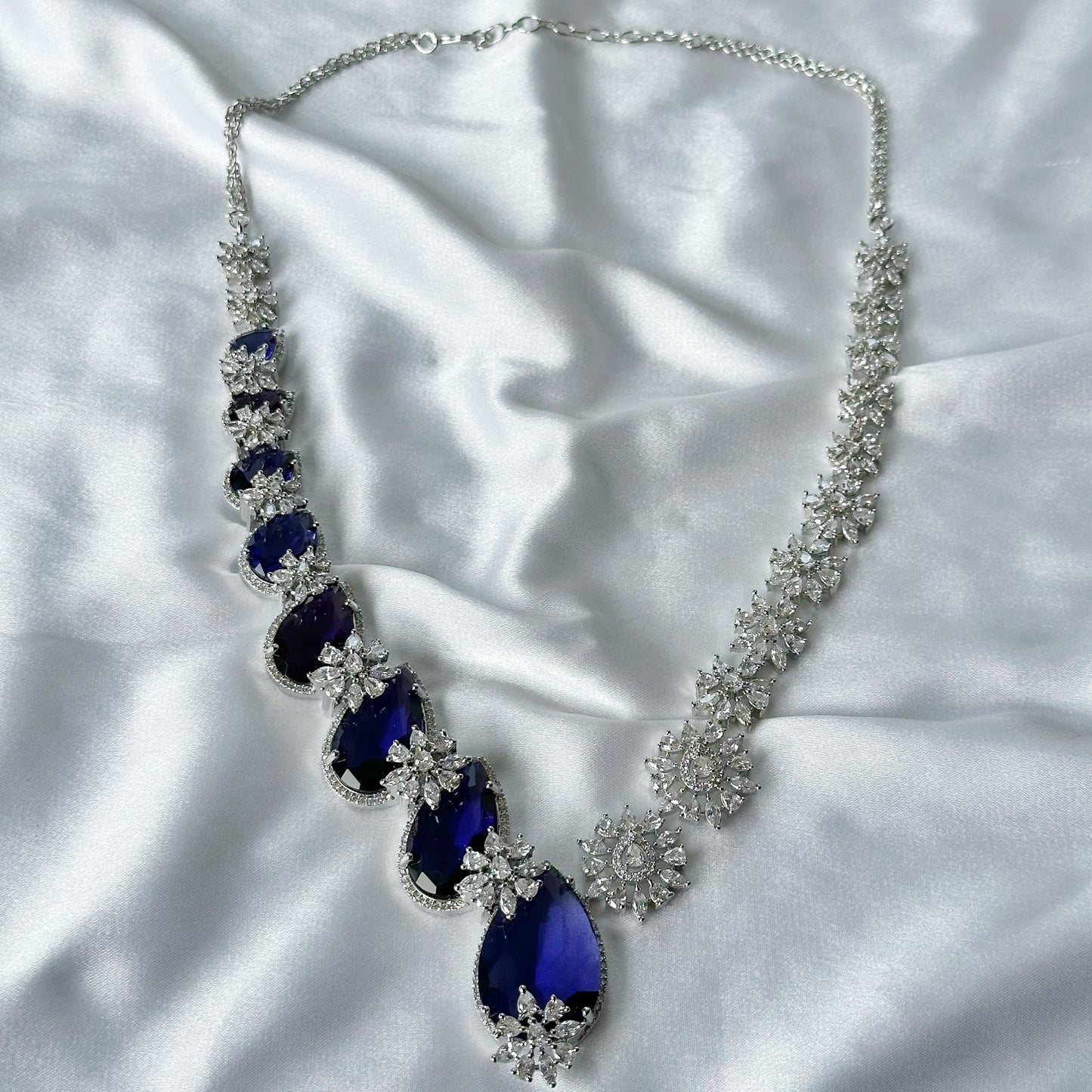 Deep Purple Amethyst Cubic Zircon Stone American Diamond Silver Plated Necklace Set