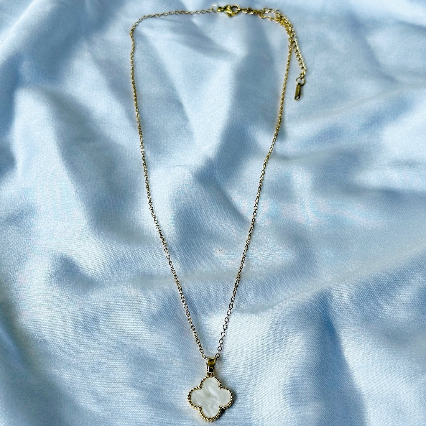 Floral Design White/Gold Plated Stainless Steel Necklace