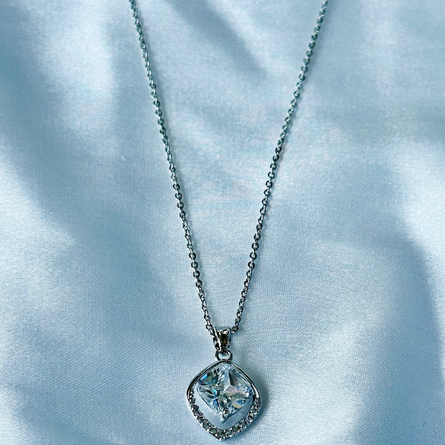 Solitaire Cubic Zircon American Diamond Silver Plated Stainless Steel Necklace