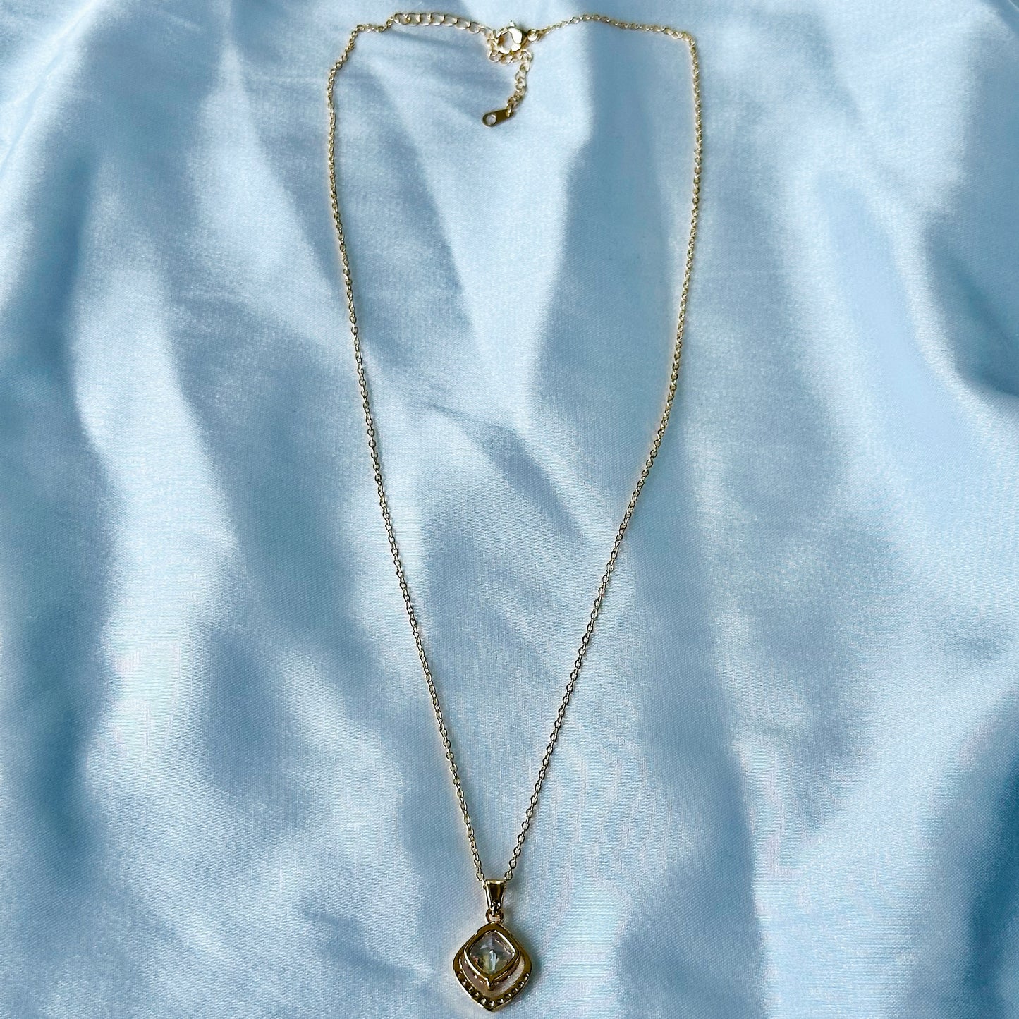 Solitaire Cubic Zircon American Diamond Gold Plated Stainless Steel Necklace