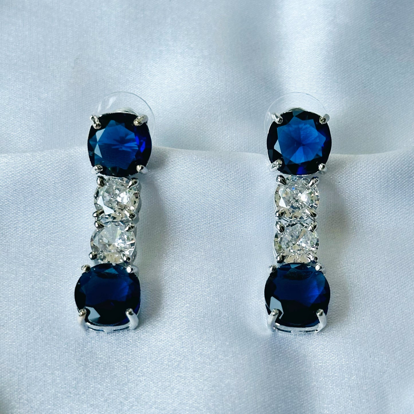 Blue Sapphire Cubic Zircon Stones American Diamond Silver Plated Necklace Set