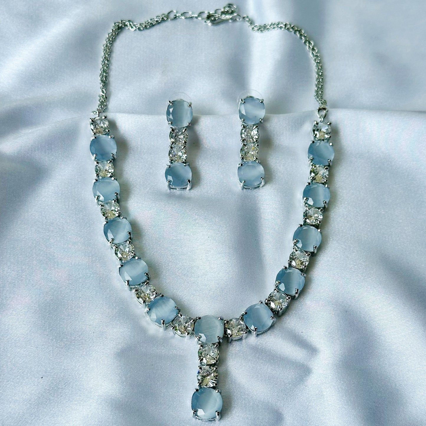Grey Opal Zircon Stones American Diamond Silver Plated Necklace Set