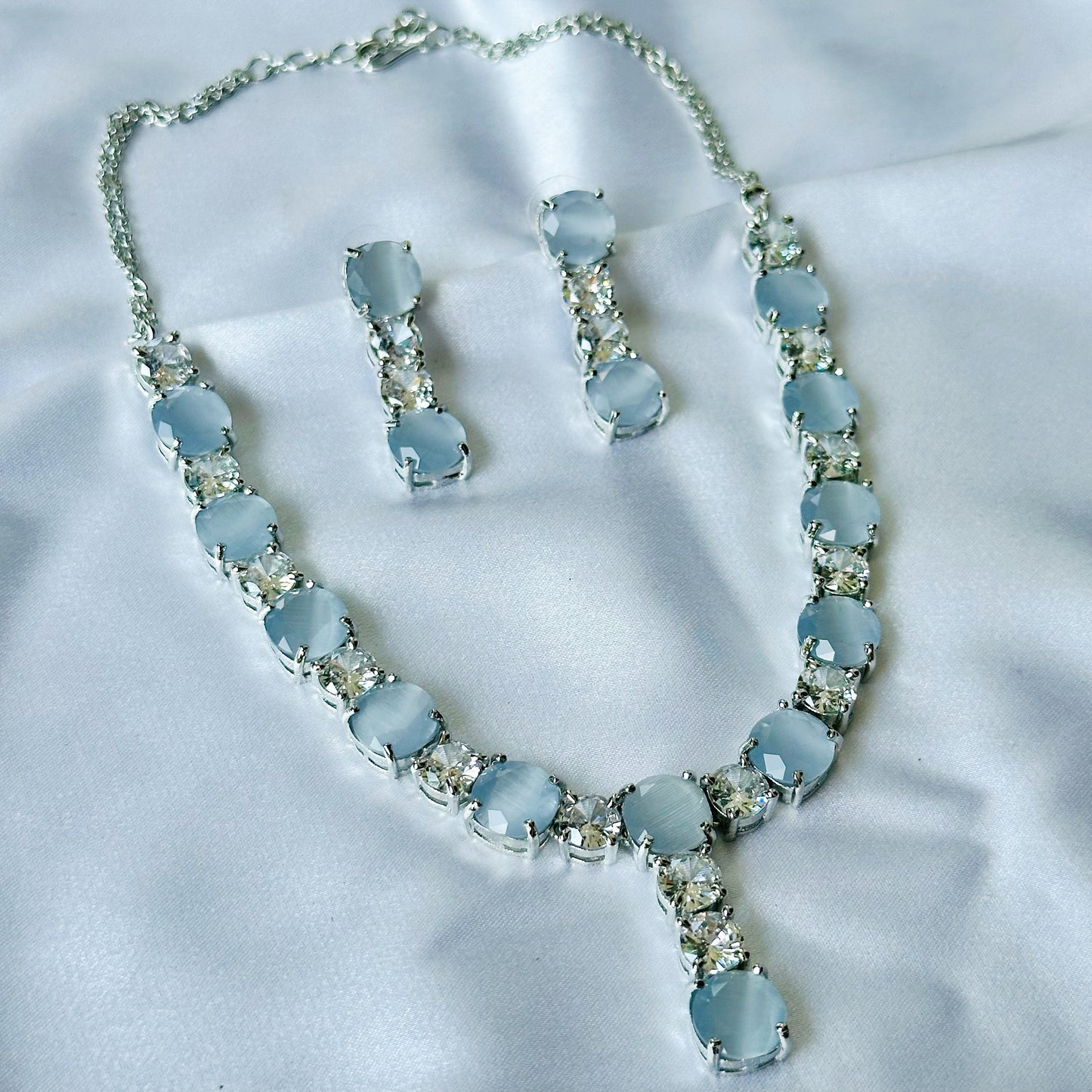 Grey Opal Zircon Stones American Diamond Silver Plated Necklace Set