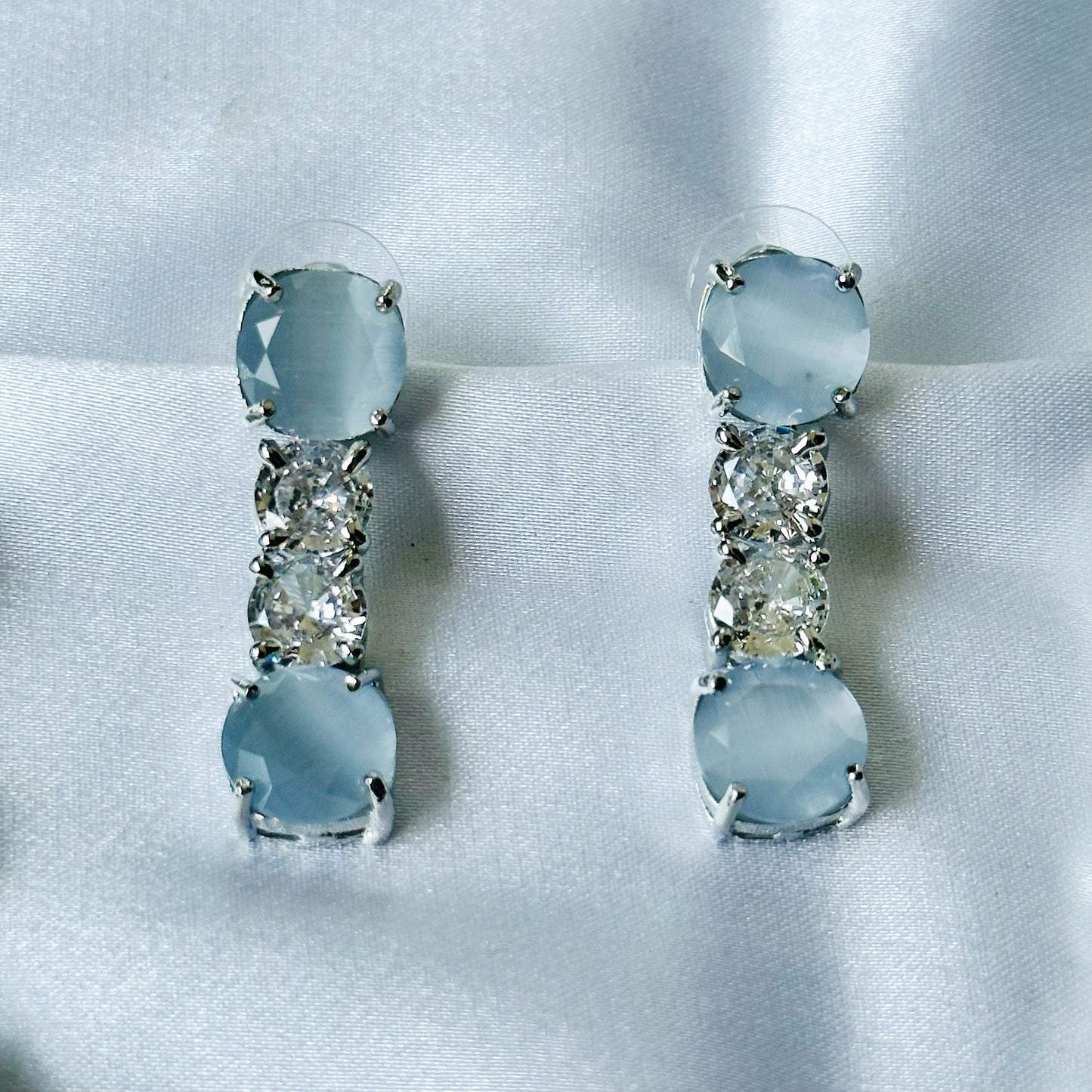 Grey Opal Zircon Stones American Diamond Silver Plated Necklace Set