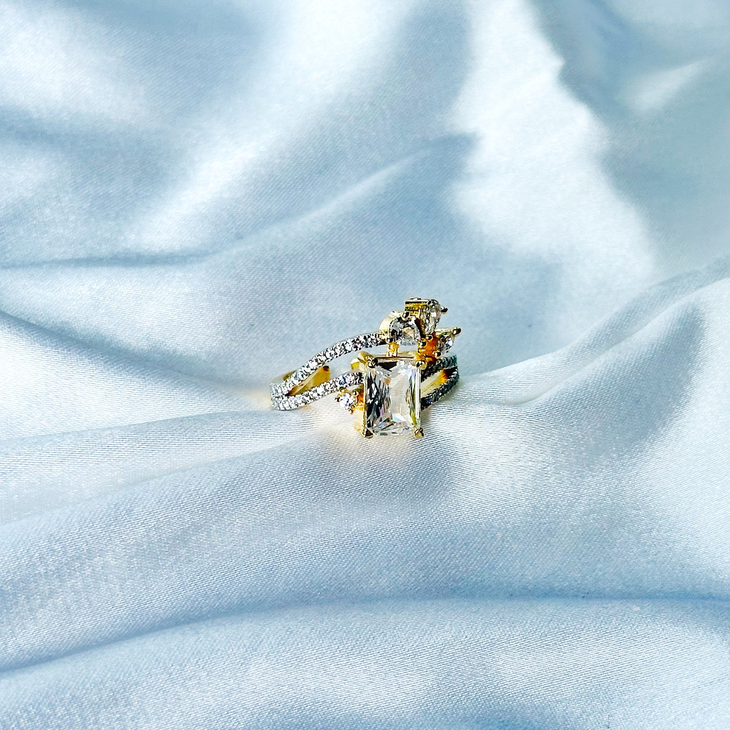 Solitaire Cubic Zircon American Diamond Gold/Silver Plated Adjustable Ring