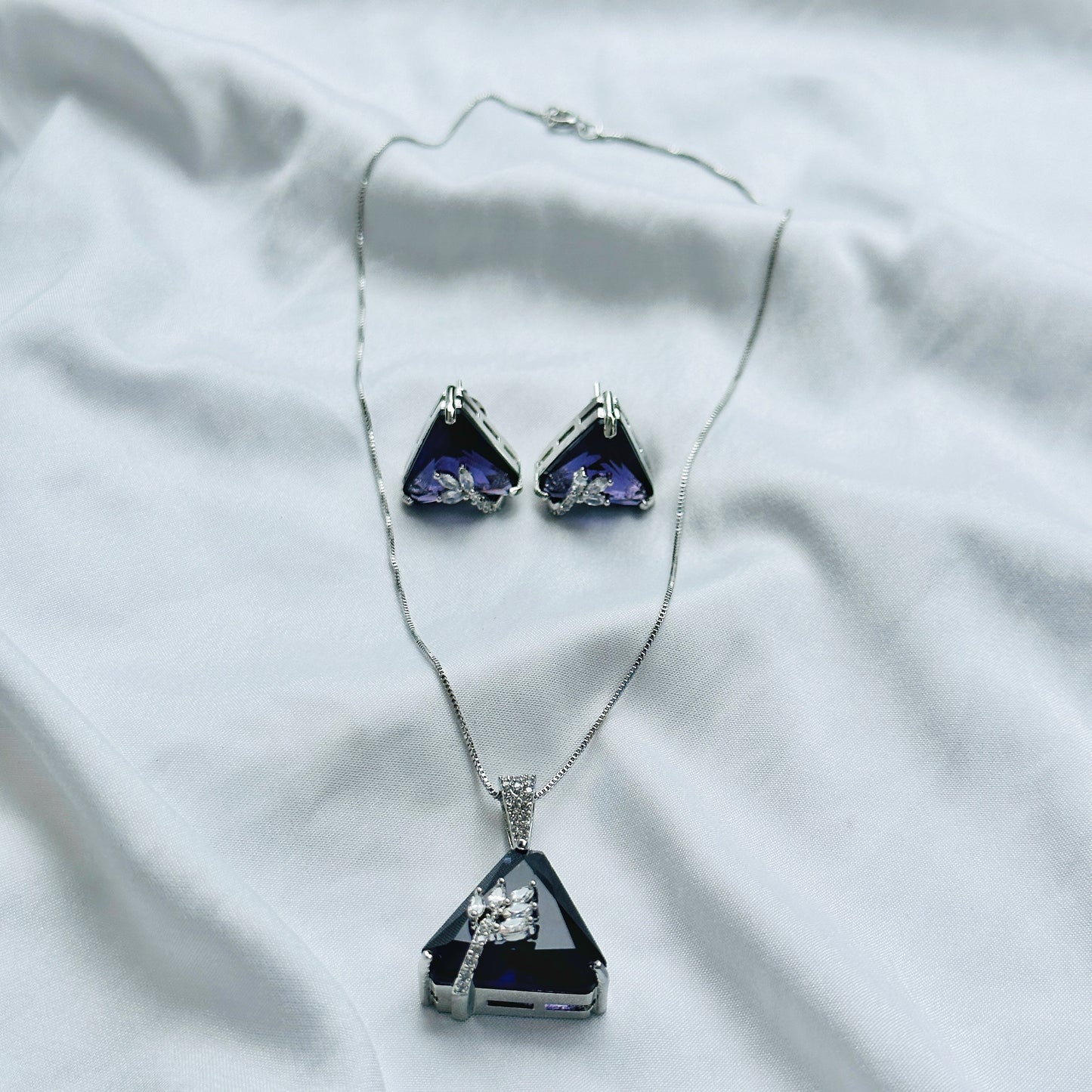Deep Purple Amethyst Cubic Zircon American Diamond Silver Plated Pendant Set