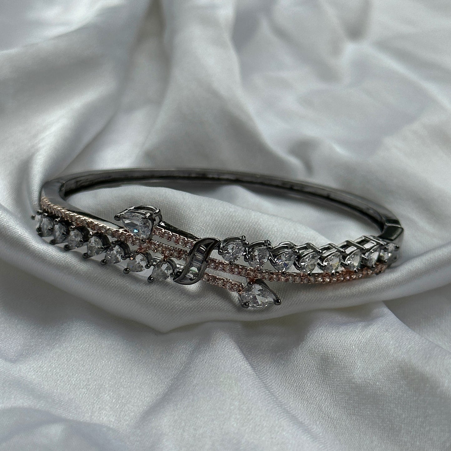 Solitaire Cubic Zirconia American Diamond Victorian Plated Bracelet