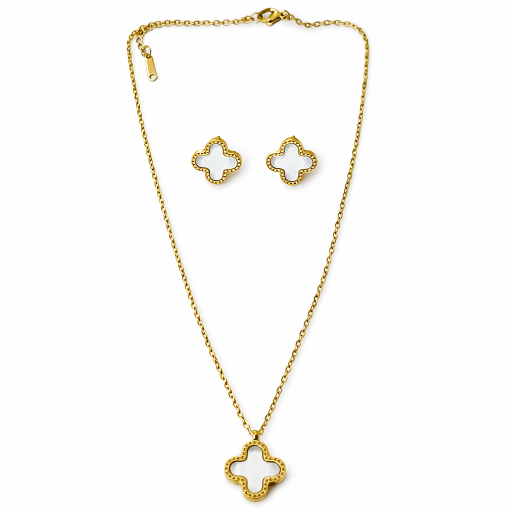 White Flower Gold Plated Pendant Set