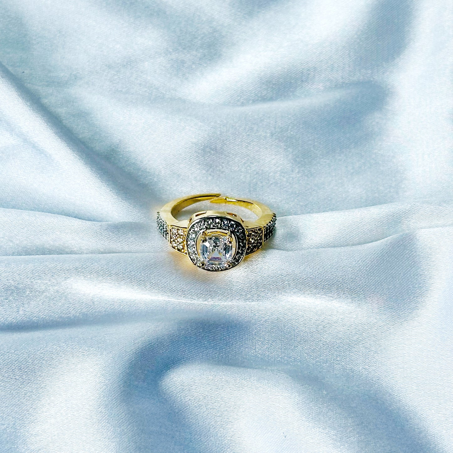 Solitaire Cubic Zircon American Diamond Gold/Silver Plated Adjustable Ring