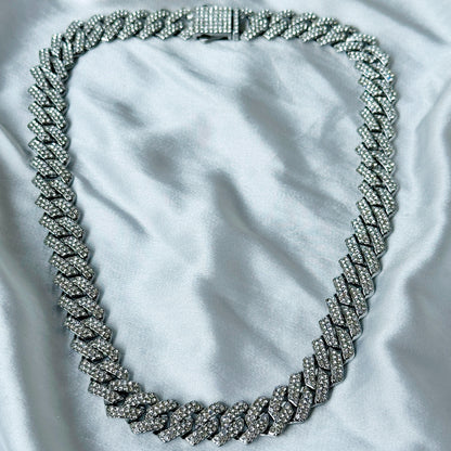 Solitaire Cubic Zirconia Iced-Out American Diamond Silver Plated Cuban Neck Chain [Unisex (18 Inches)]
