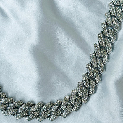 Solitaire Cubic Zirconia Iced-Out American Diamond Silver Plated Cuban Neck Chain [Unisex (18 Inches)]