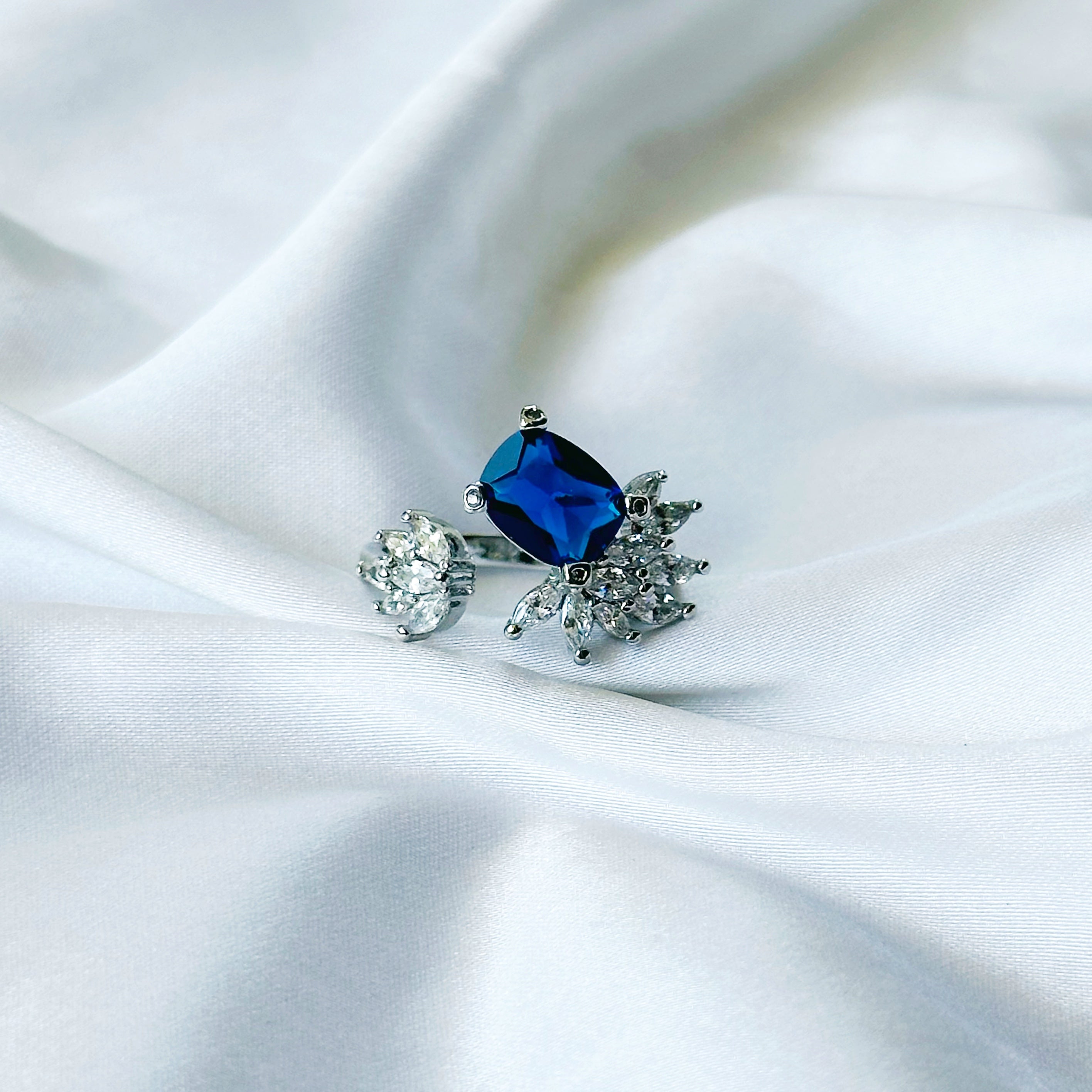 Blue Sapphire Cubic Zircon American Diamond Silver Plated Adjustable Ring