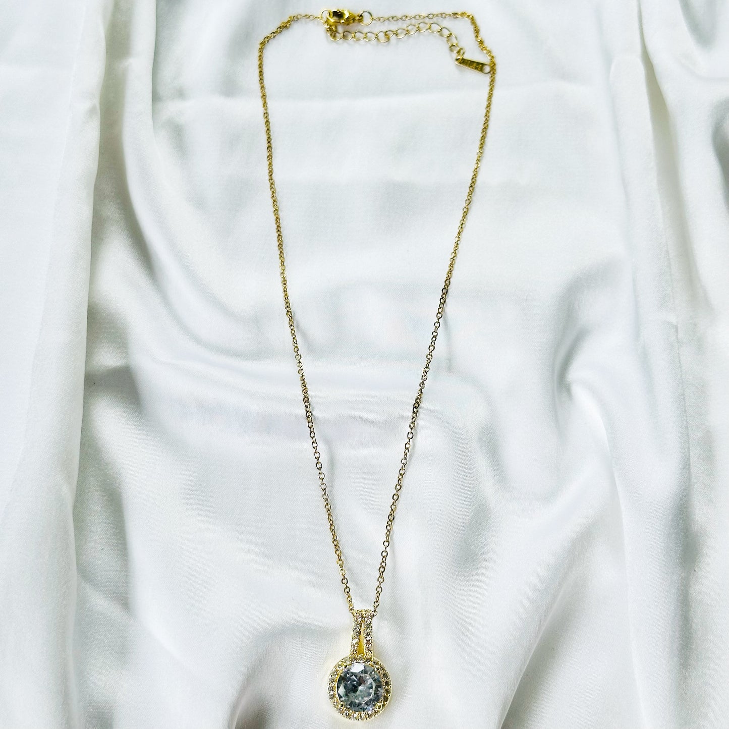 Soiltaire Cubic Zirconia American Diamond Gold Plated Anti-Tarnish Necklace