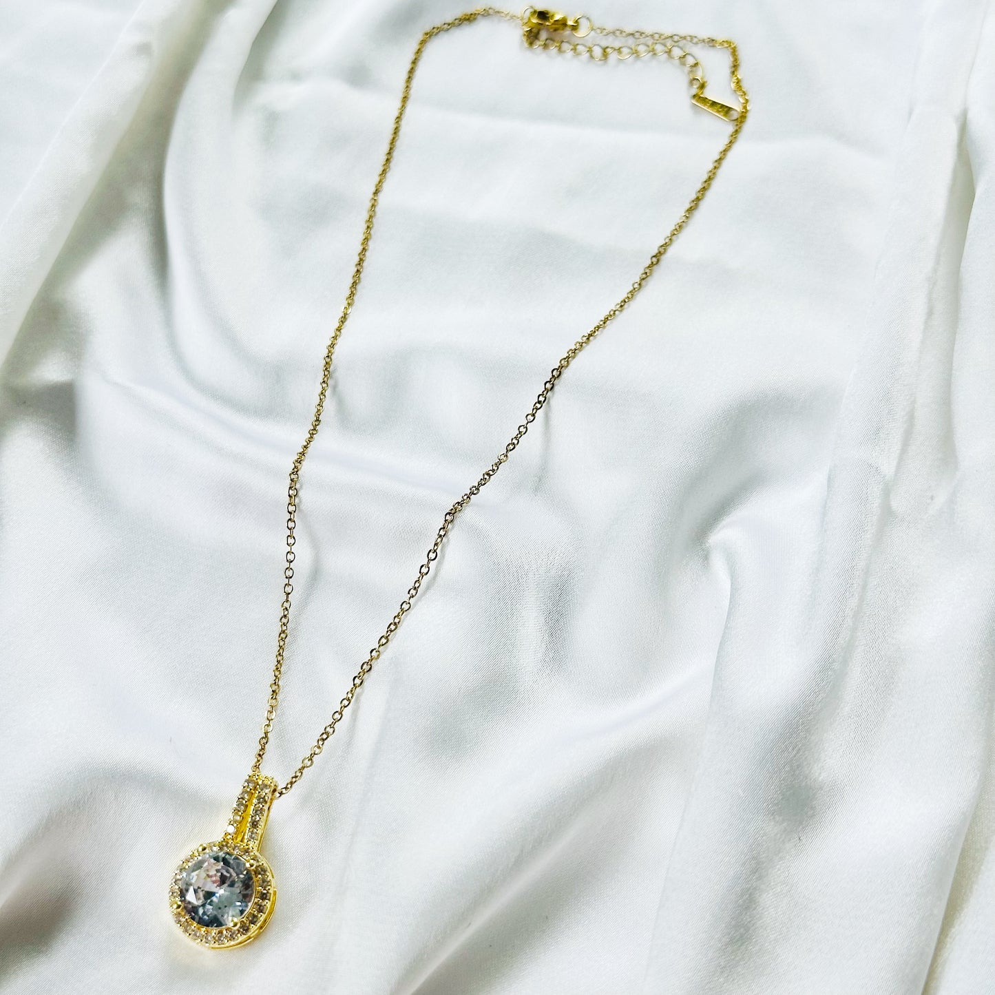 Soiltaire Cubic Zirconia American Diamond Gold Plated Anti-Tarnish Necklace