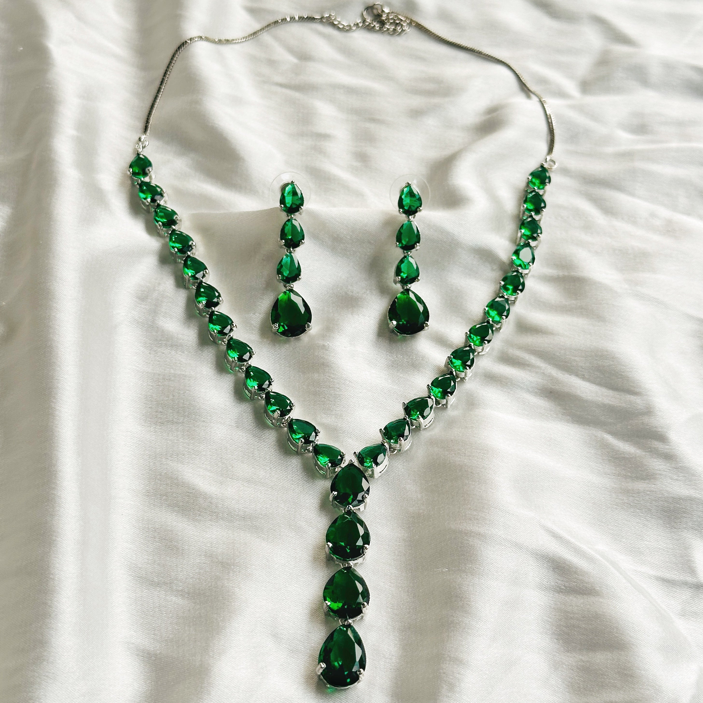 Green Emerald Cubic Zircon Stones Silver Plated Necklace Set