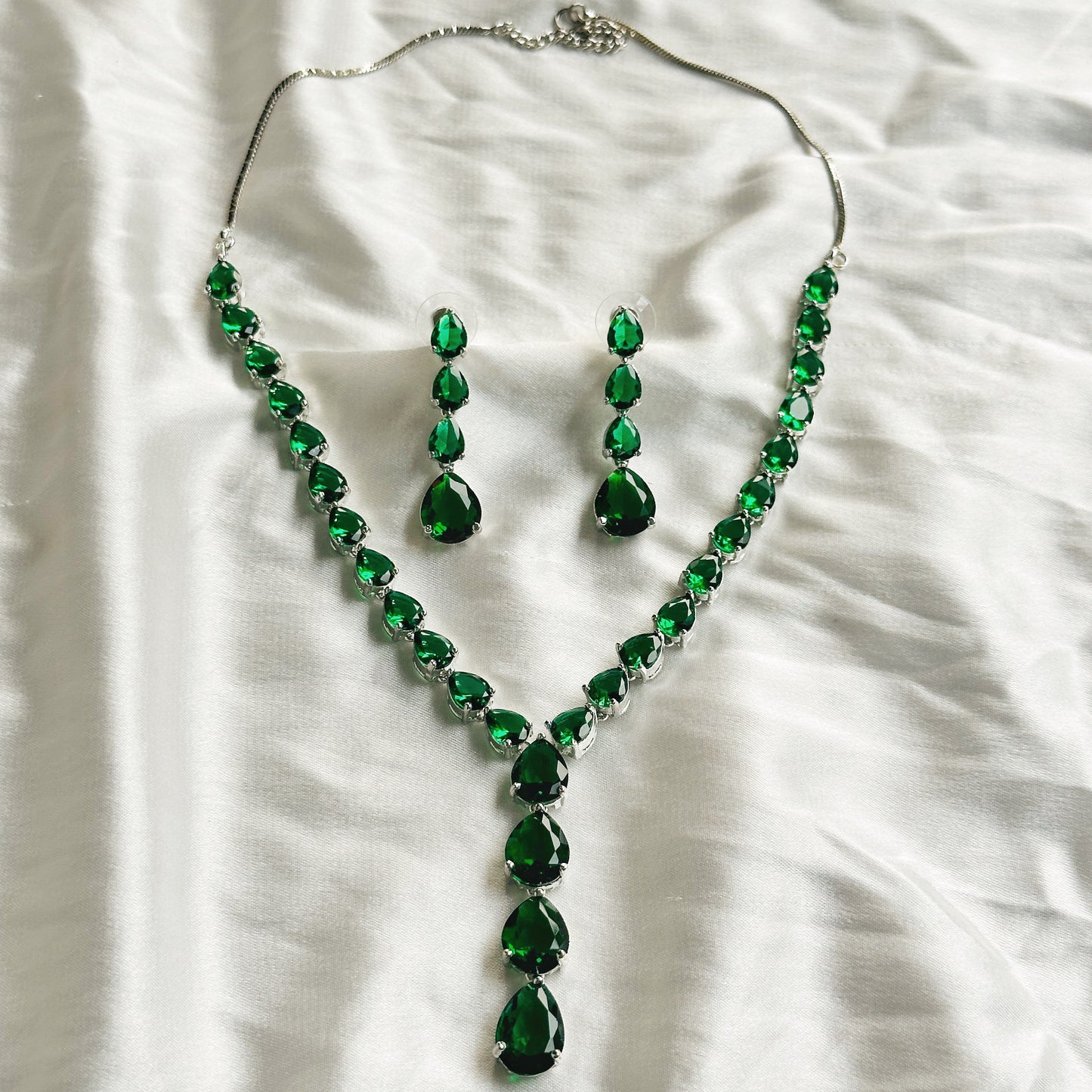 Green Emerald Cubic Zircon Stones Silver Plated Necklace Set