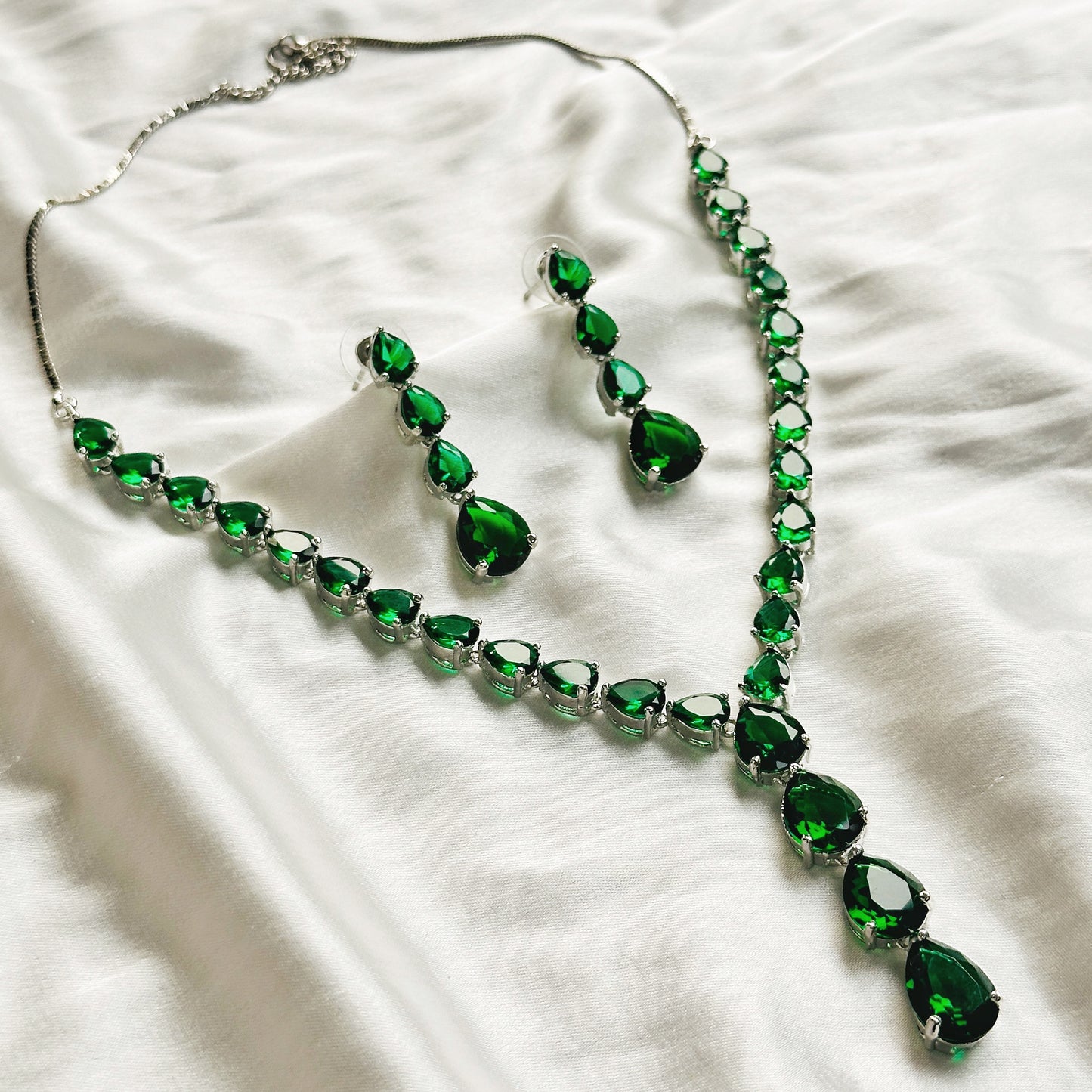 Green Emerald Cubic Zircon Stones Silver Plated Necklace Set