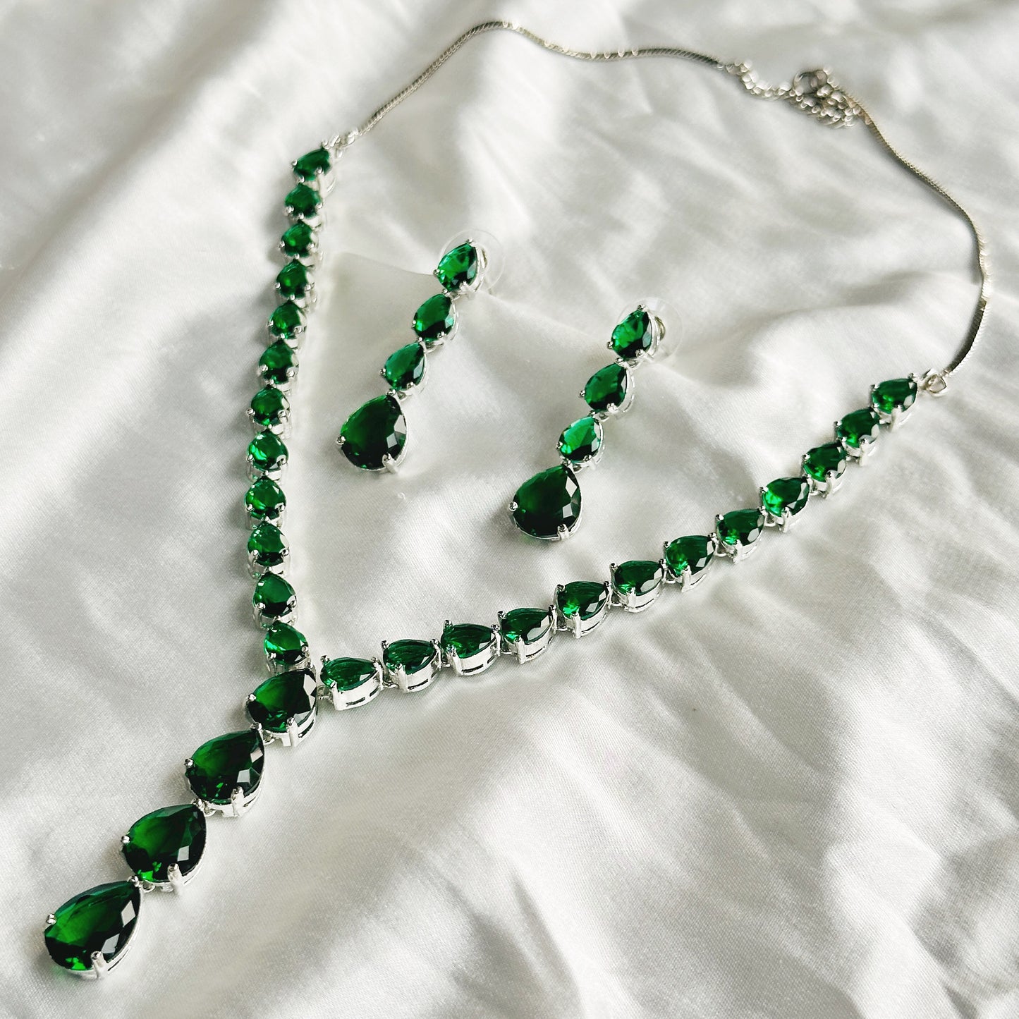 Green Emerald Cubic Zircon Stones Silver Plated Necklace Set