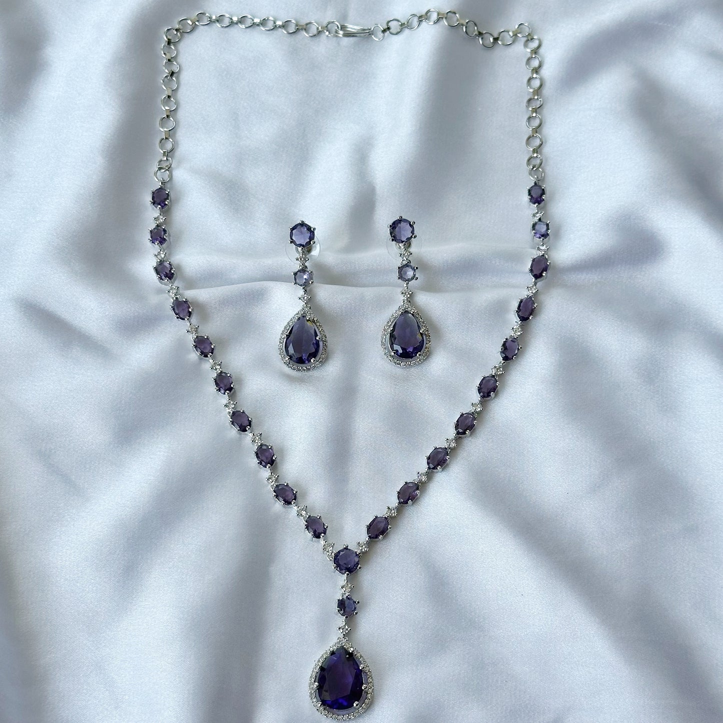 Deep Purple Amethyst Cubic Zircon Stone American Diamond Silver Plated Necklace Set