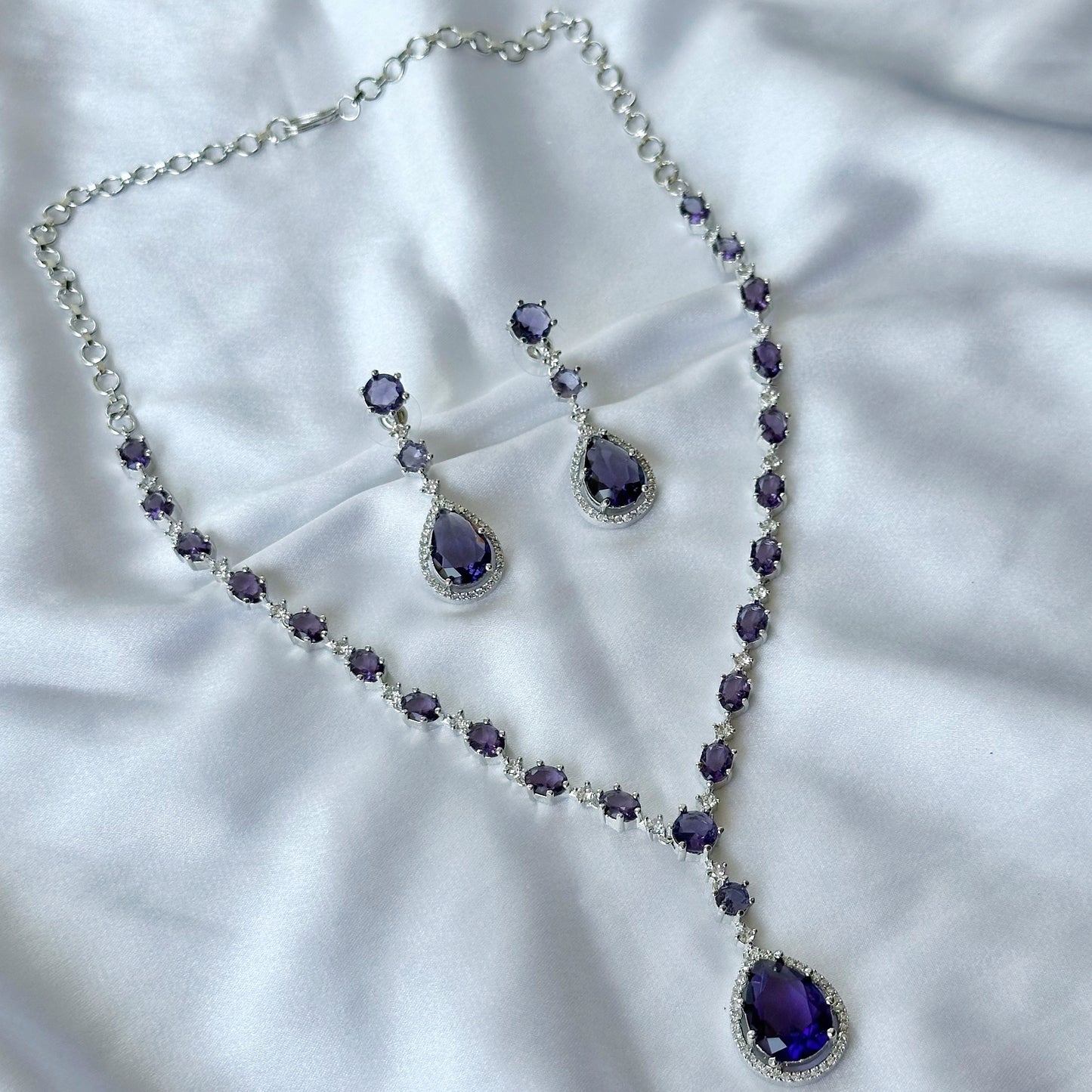 Deep Purple Amethyst Cubic Zircon Stone American Diamond Silver Plated Necklace Set